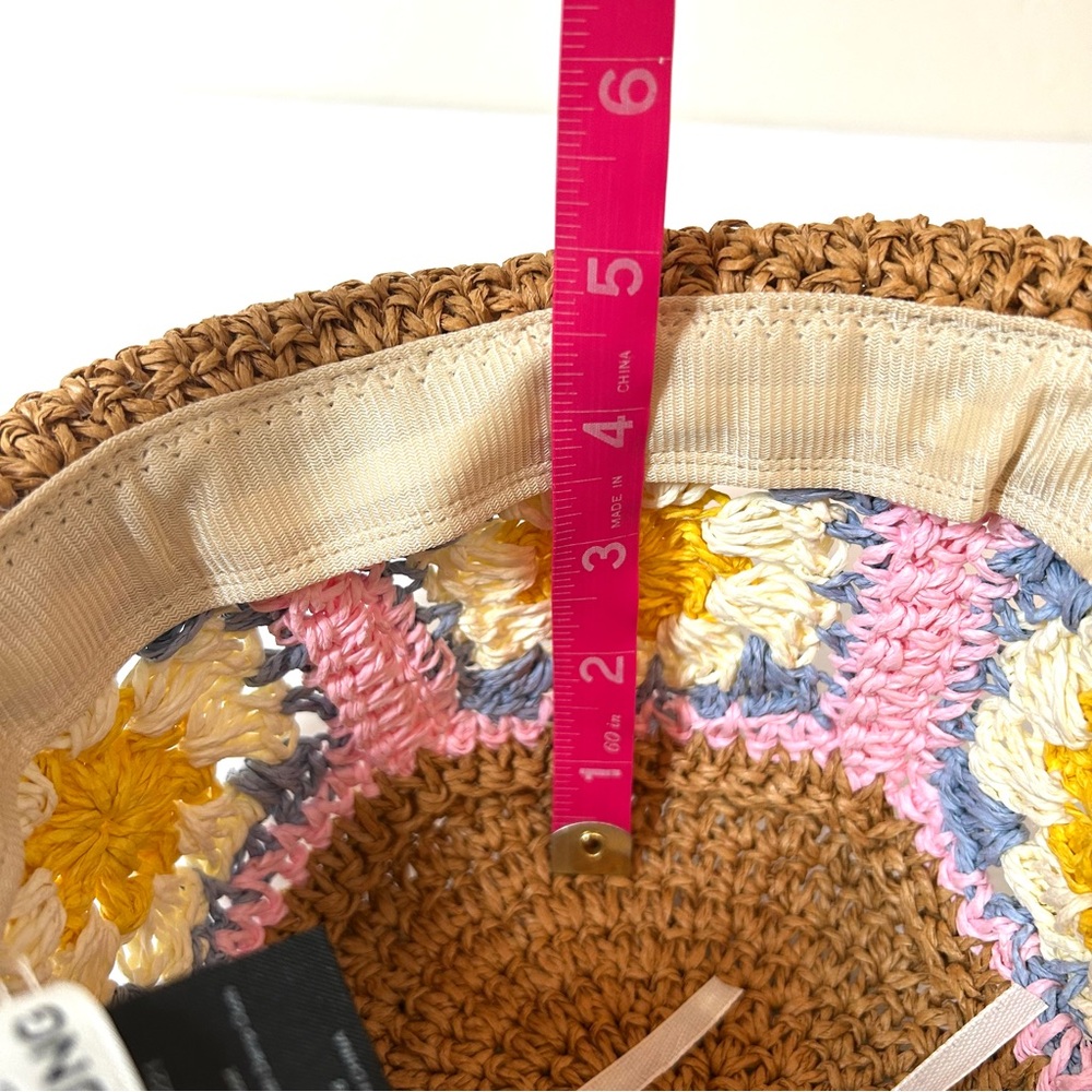 NWT DAVID and YOUNG Crochet Granny Square Straw Bucket Hat - Picture 13 of 14